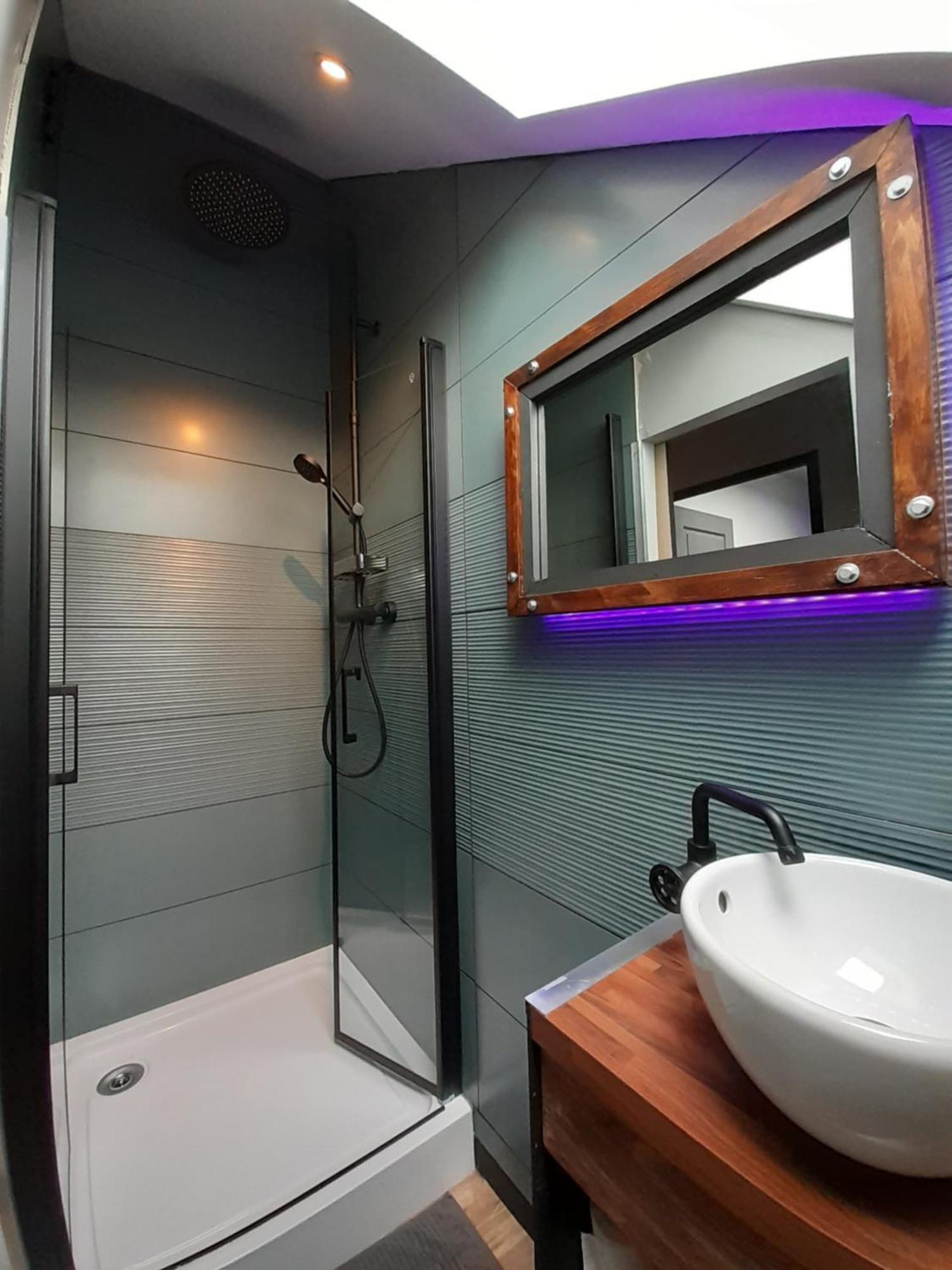 Factory, Appart Hotel Valenciennes Aulnoy-lez-Valenciennes Ngoại thất bức ảnh